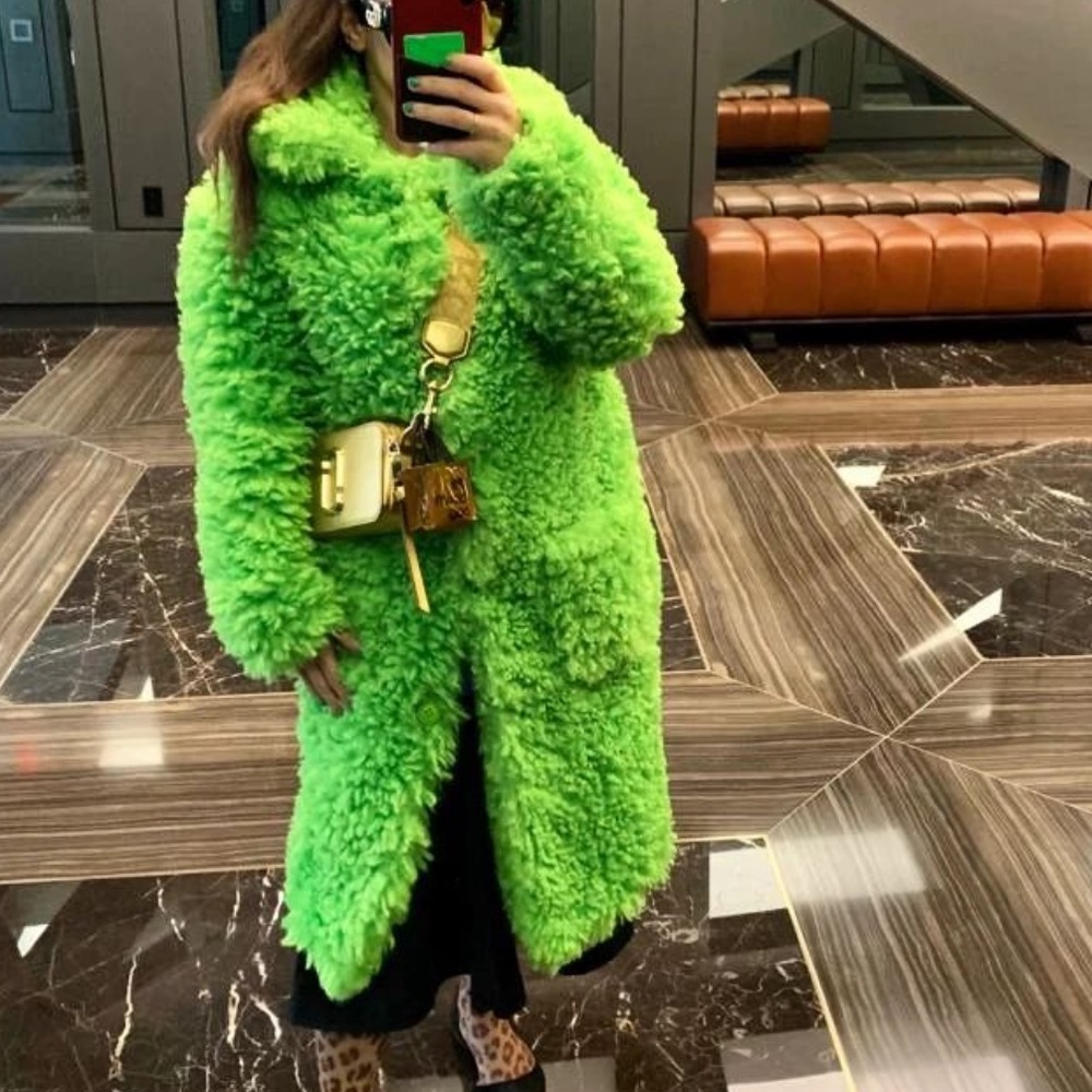 🎄🎄NWT GREEN COAT🎄🎄